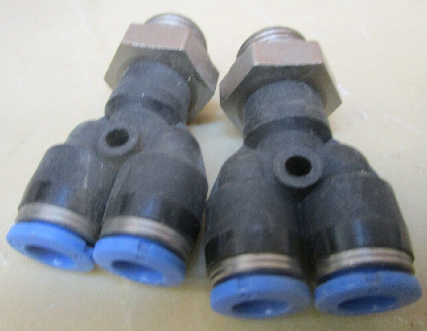 FESTO 6 Lot of 2 Pieces 1088OMF