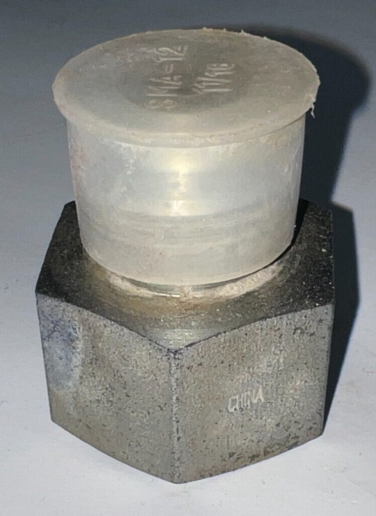 FUI CONVERSION ADAPTER FITTING STEEL SMA-12 FNPT X SMA-16 SAE-ORB 1-1/2″ HEX