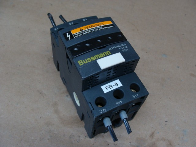 BUSSMANN OPM-NG-SM3 FUSE HOLDER 600V 30A 200kA