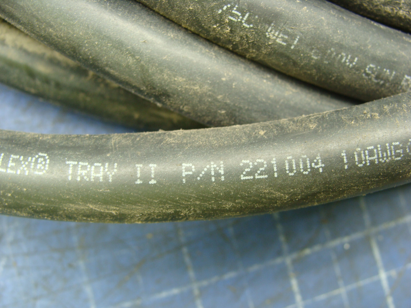 LAPP KABAL STUTTGART OLFLEX TRAY II 221004 10 AWG 600V CABLE 30 FEET LONG