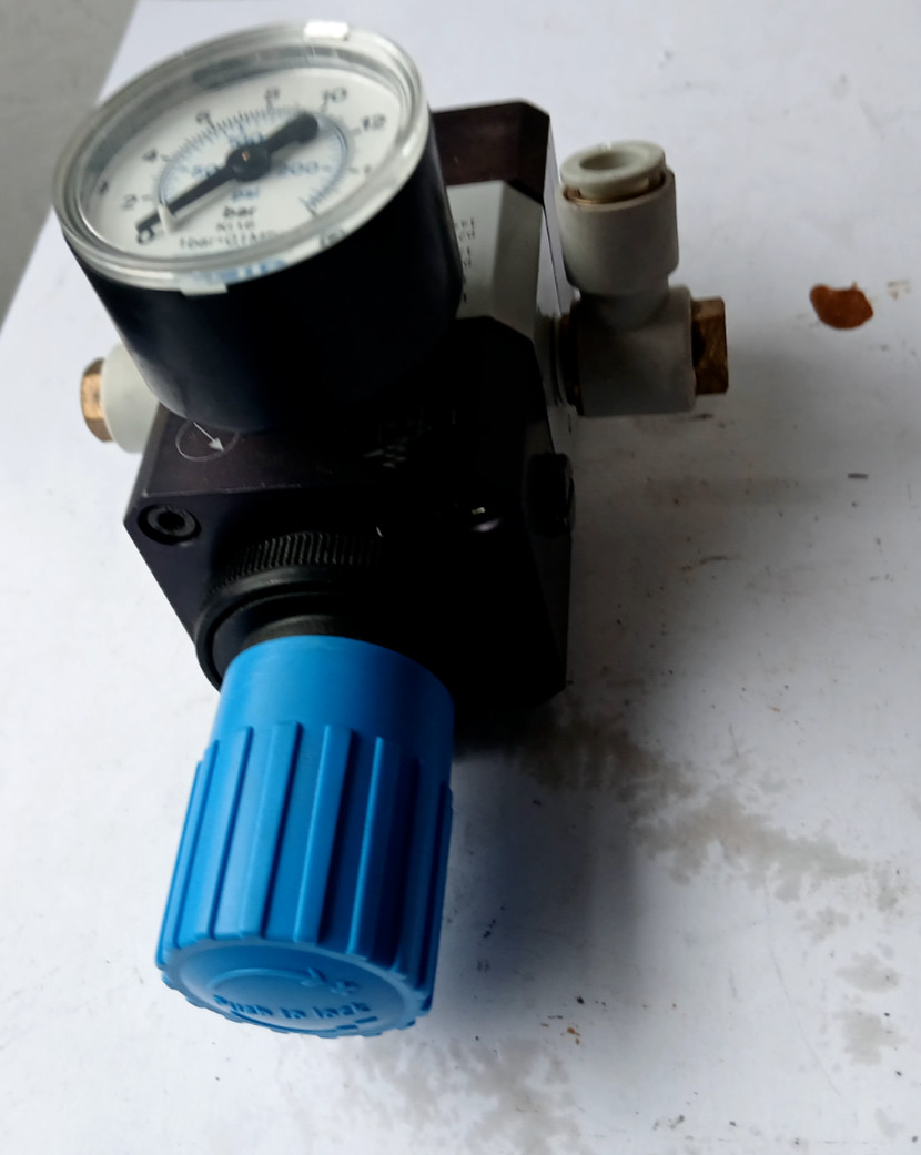 FESTO 159502 LRP-1/4-10 REDUCING VALVE (BR4C.5b1)