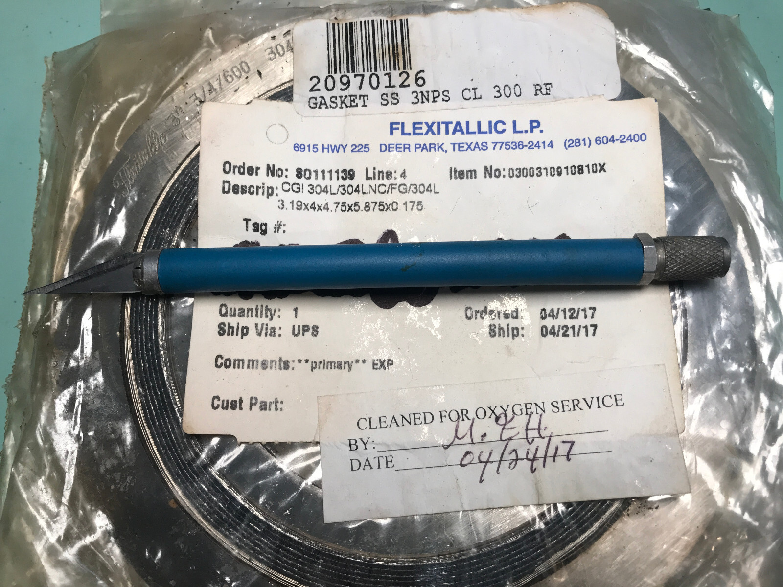 Lot of 17, FG, Flange Gasket, 3 sizes, 304L: 1 1/2″ 150, 2″ 150, 3″ 3/4/600