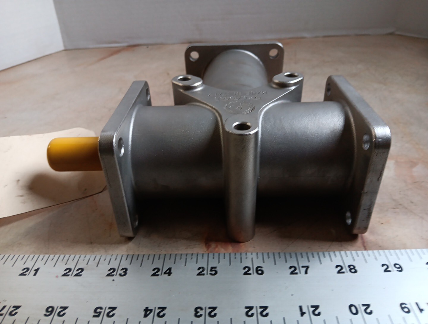 POGGI 5030 R.1:1 D.1 EQ RIGHT ANGLE GEARBOX – NEW
