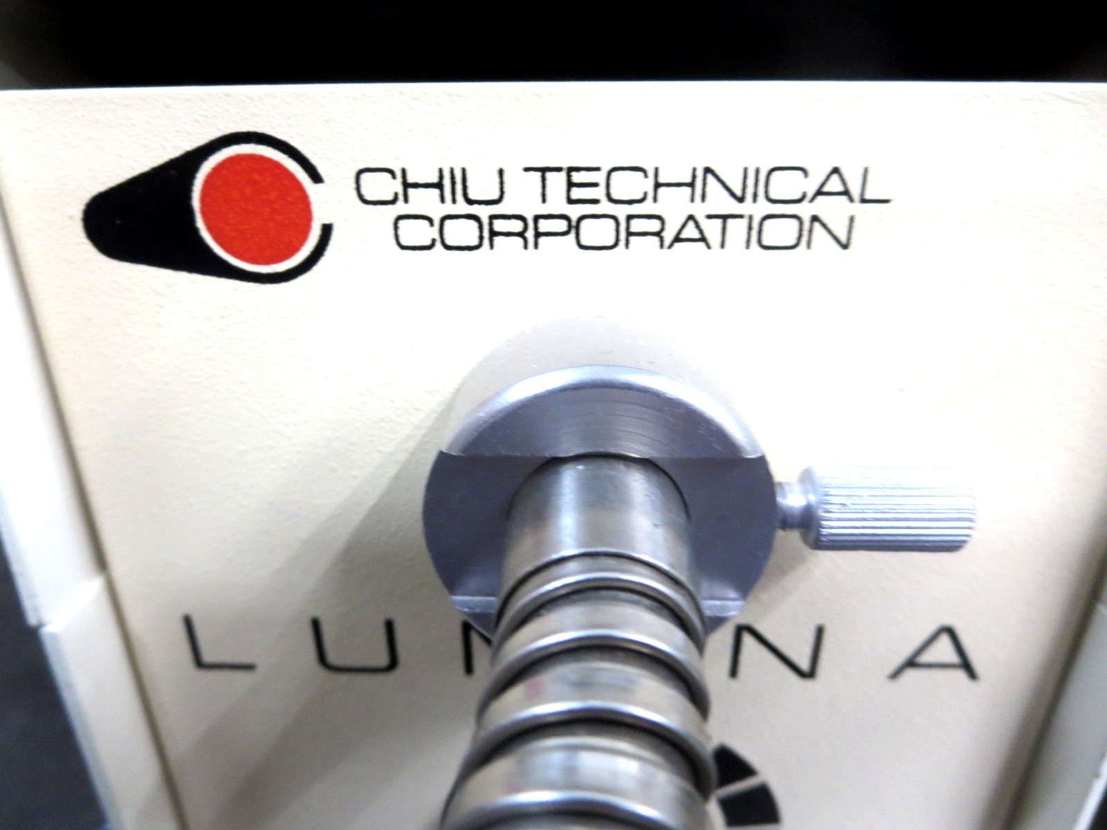 Chiu Tech. Corp FO-150 Light Source W/Fiber Optic Cable 150W 115V 60HZ Used
