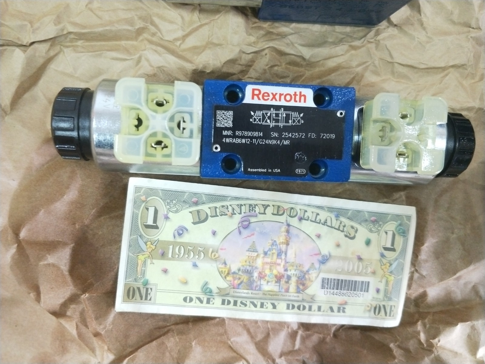 4WRAB6W12-11/G24N9K4/MR NEW GERMANY VALVE R978909814 4WRAB6W12-1X/G24N9K4/MR