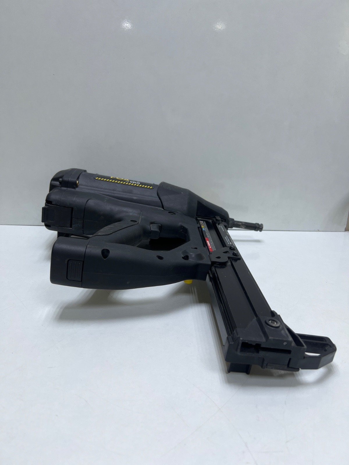 CELO Cordless Gas Nailer FOX 40 (Only Unit)