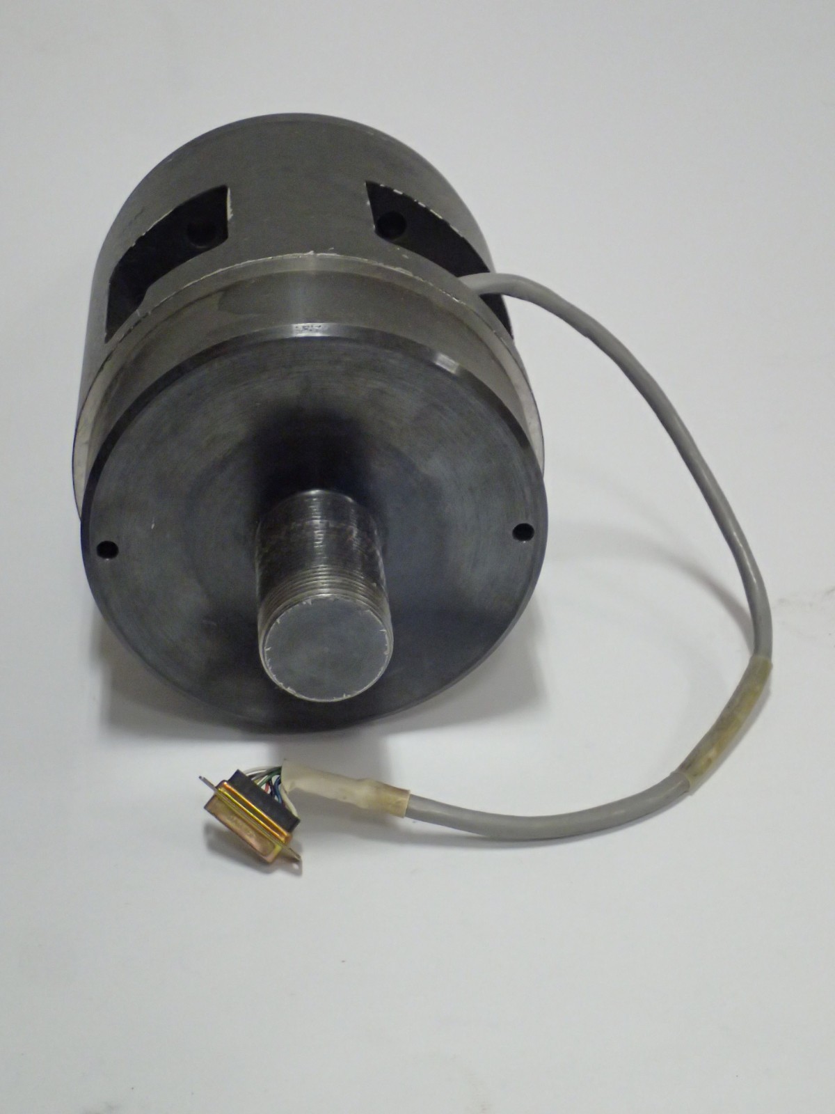INSTRON STRAIN GAUGE W/ 2640-008 & 2630-030 EXTENSOMETER