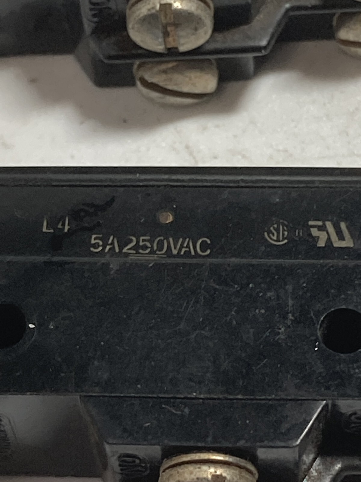 HONEYWELL BZ-3YT LIMIT SWITCH MICRO SWITCH 5A 250VAC PIN PLUNGER (LOT OF 2)