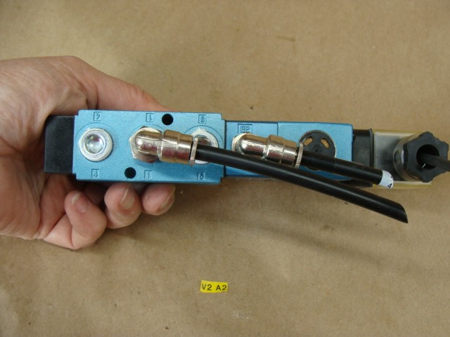 MAC SOLENOID VALVE 812C-PM-501JC-112 150PSI WITH MAC PME-501C VALVE 24VDC