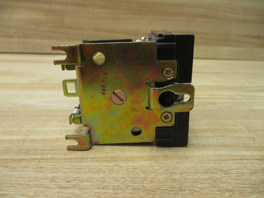 Potter & Brumfield PM-17AY-240 Relay PM17AY240