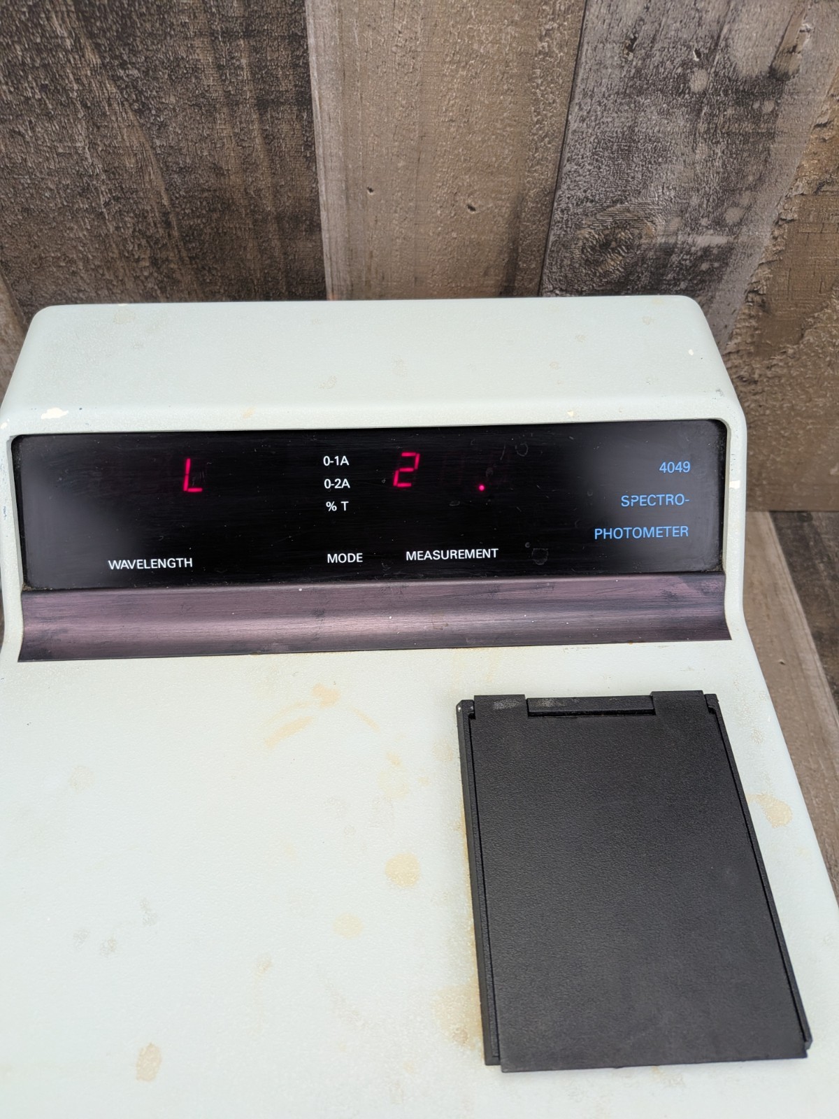 LKB Biochrom 4049 Novaspec Spectrophotometer Photometer