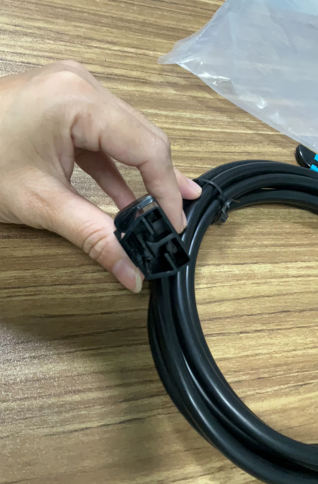 Qty: 1 CAB-HVAC-C14-2M Power Cord