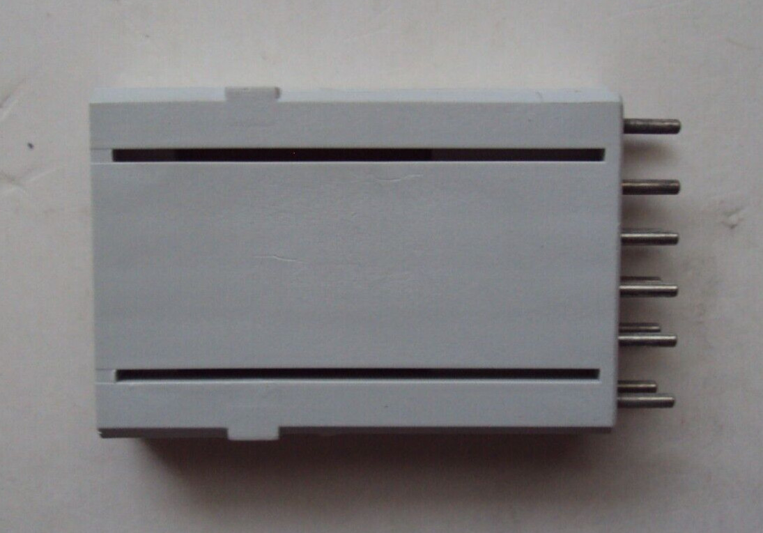 ABB P/N: 1SDA054923R1 ADP 12 PIN AUX T4-T5-T6 P/W ADAPTOR SOCKET 12P, 2 ADAPTERS