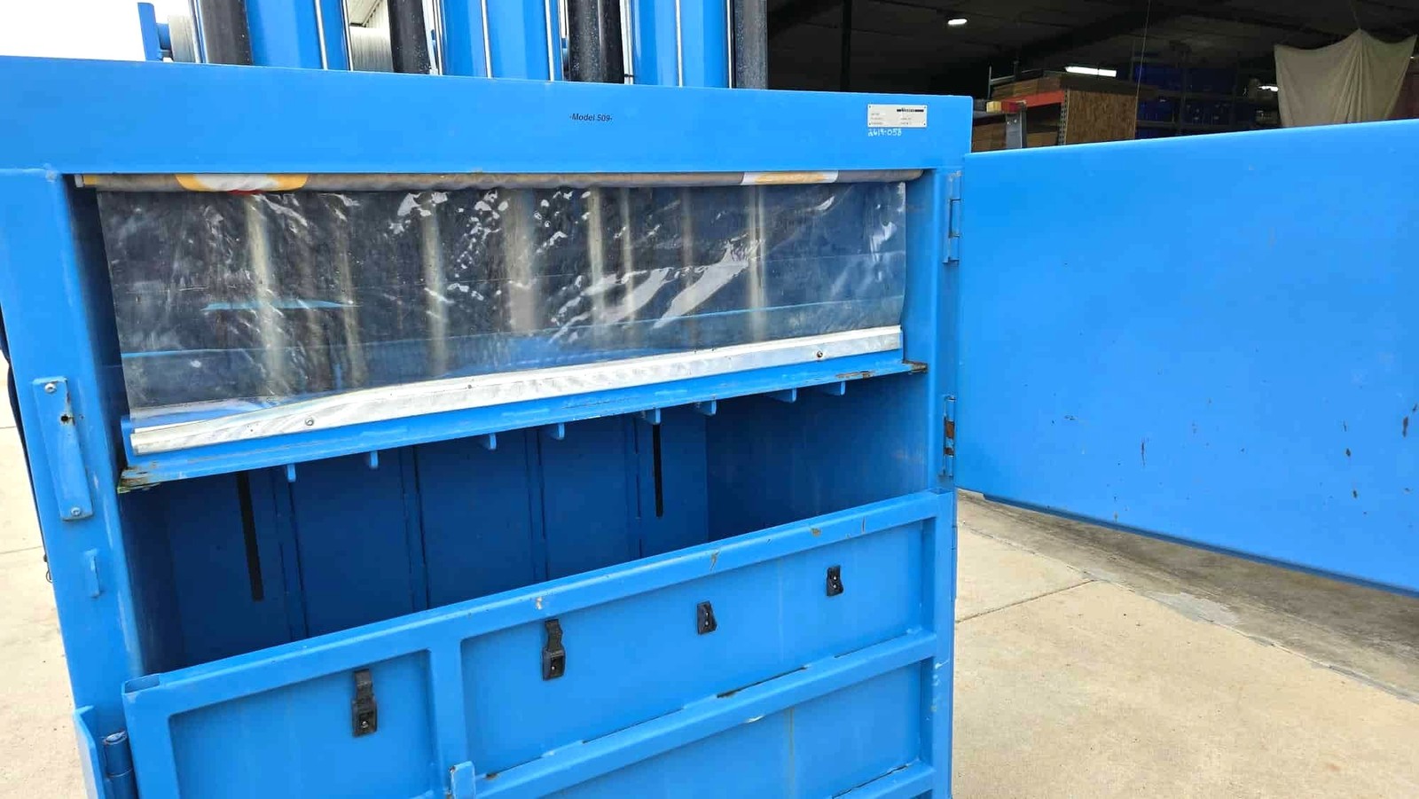 Mil-tek BP 509 Pneumatic Bale Press 50″ Cardboard Compactor 8 BAR, 661 lb Bales