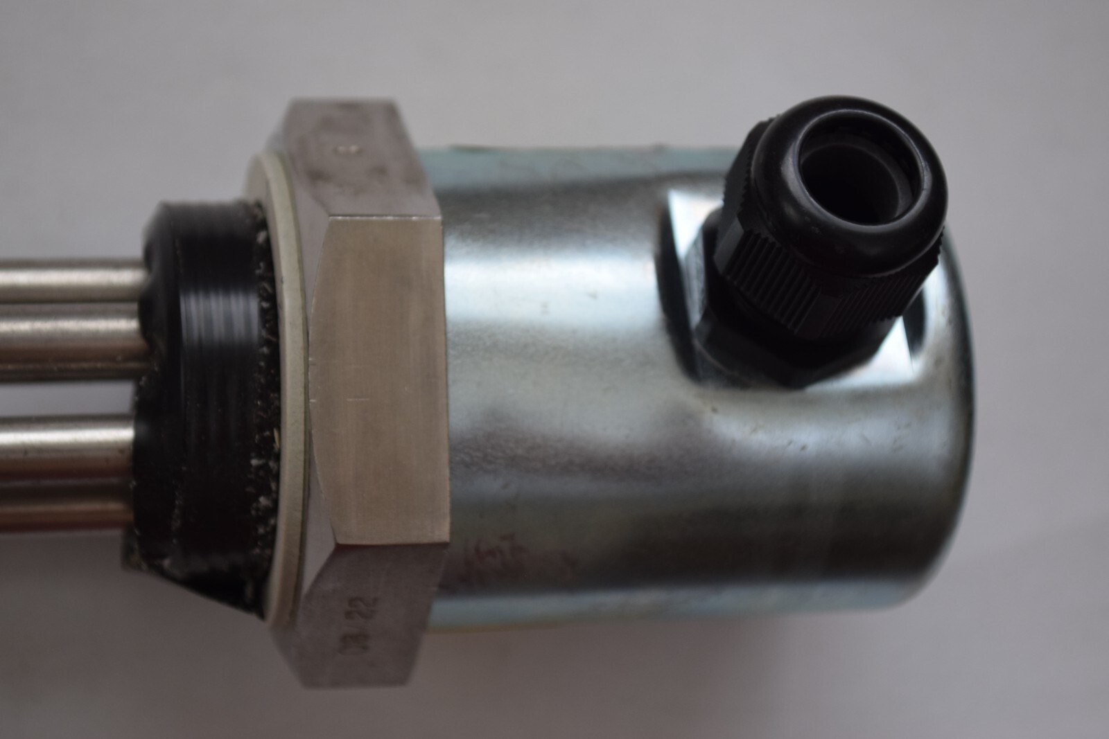 SCHNIEWINDT ERCH/45 SCREW-IN RADIATOR HEATER 480V, 3N, 6000W, IP54 – NNB