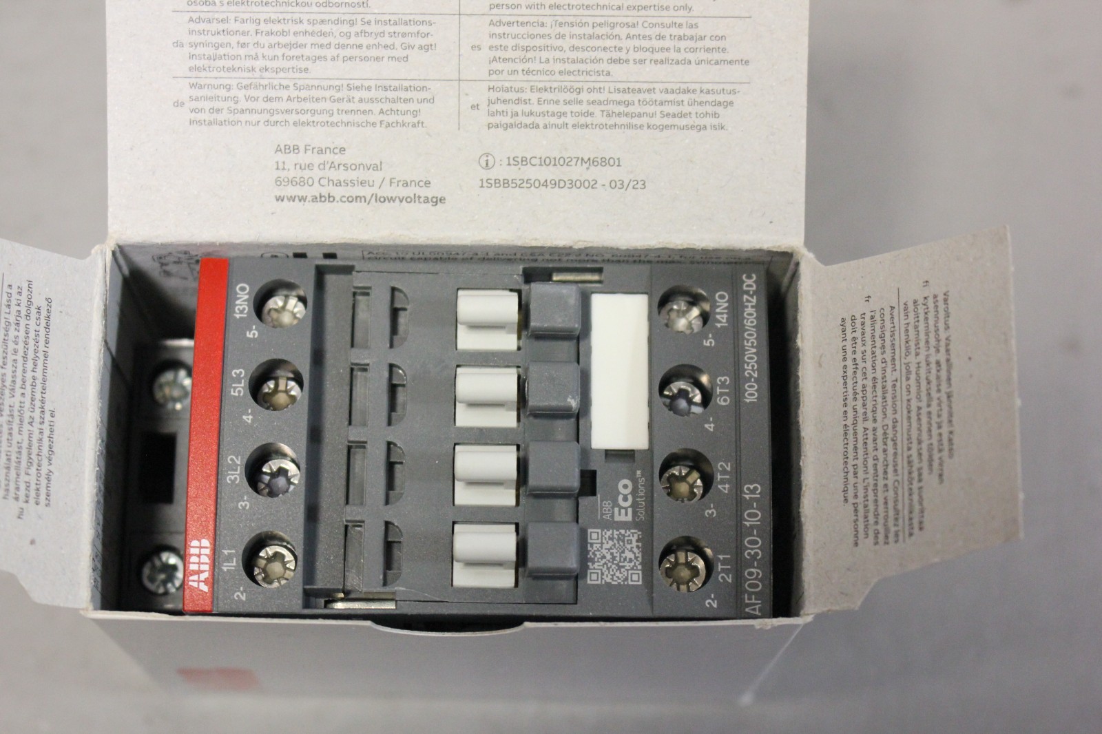 NEW ABB CONTACTOR 1SBL137001R1310 AF09-30-10-13 100-250V 50/60HZ
