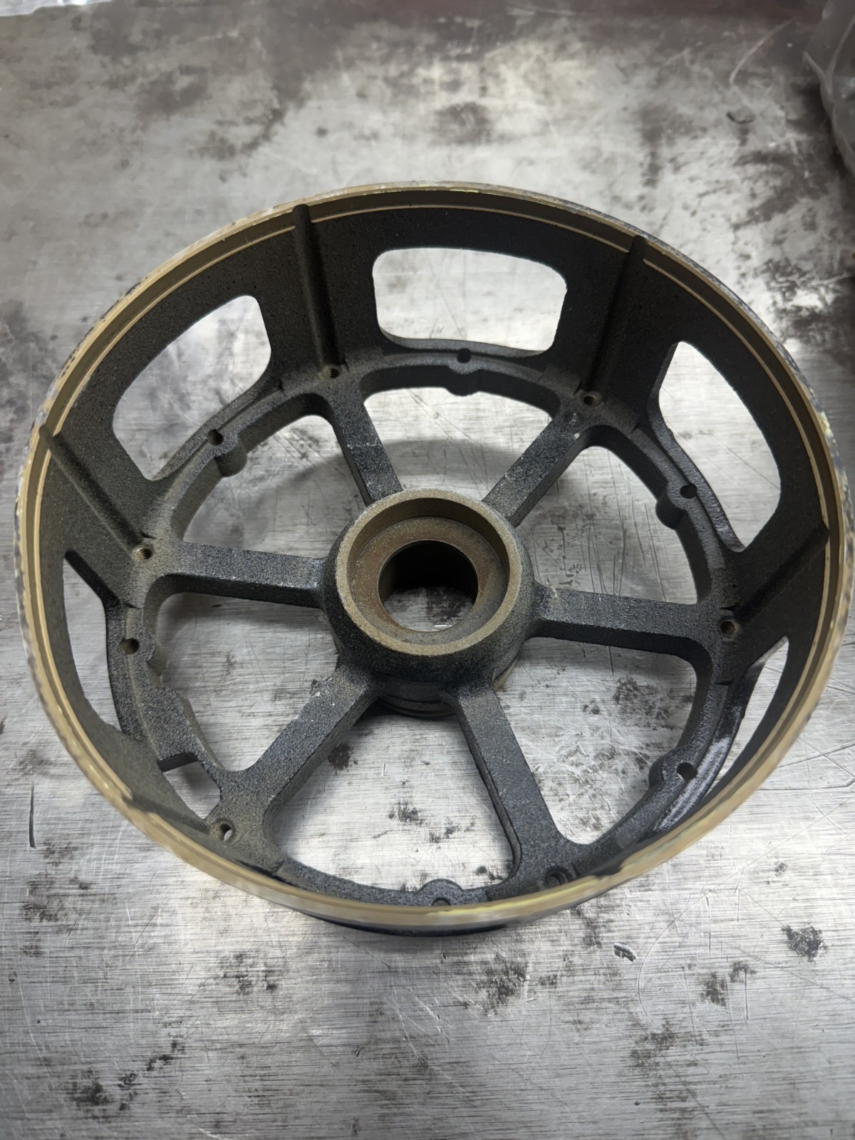 Alternator Intermediate Head 2920-01-307-7236