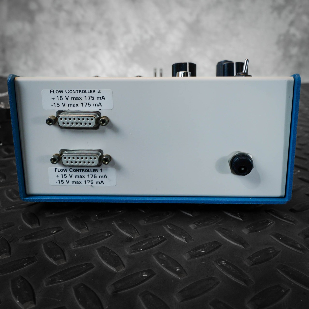 Sable Systems 2-Channel Mass Flow Controller & Sierra Instuments Mass Flow