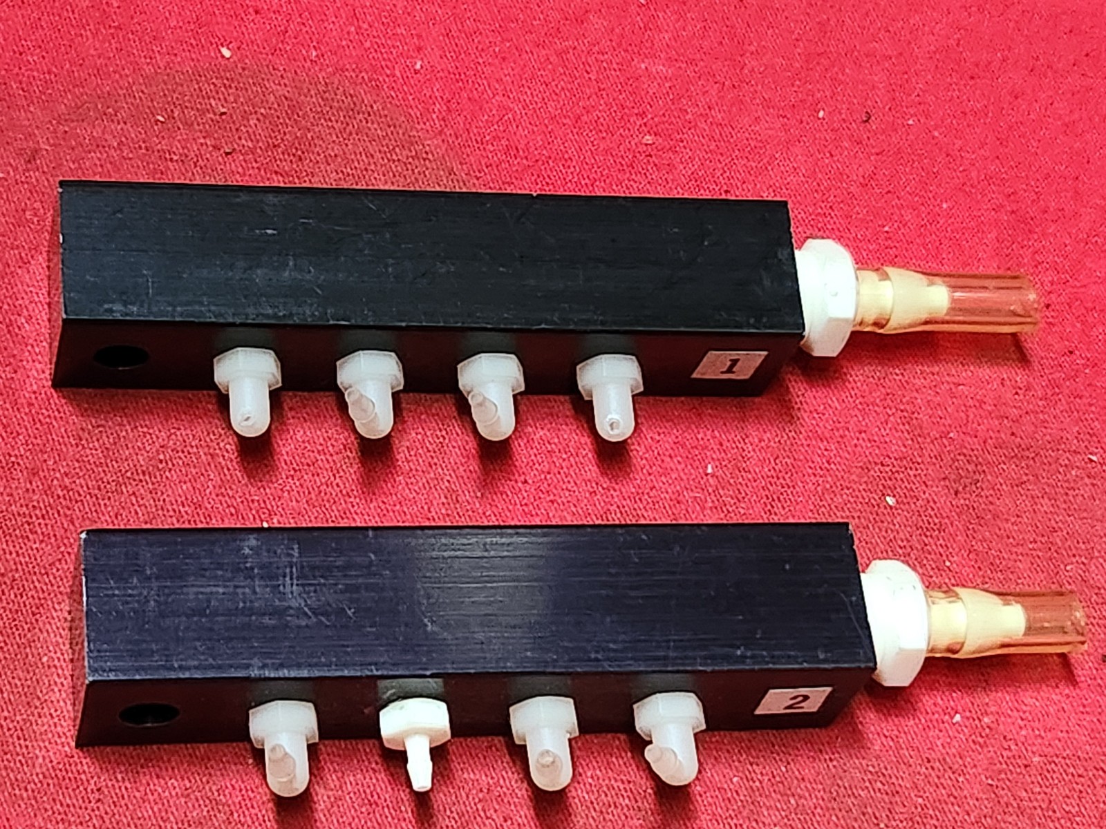 2 PNEUMADYNE M32 4 inline air gas Manifold 6w6