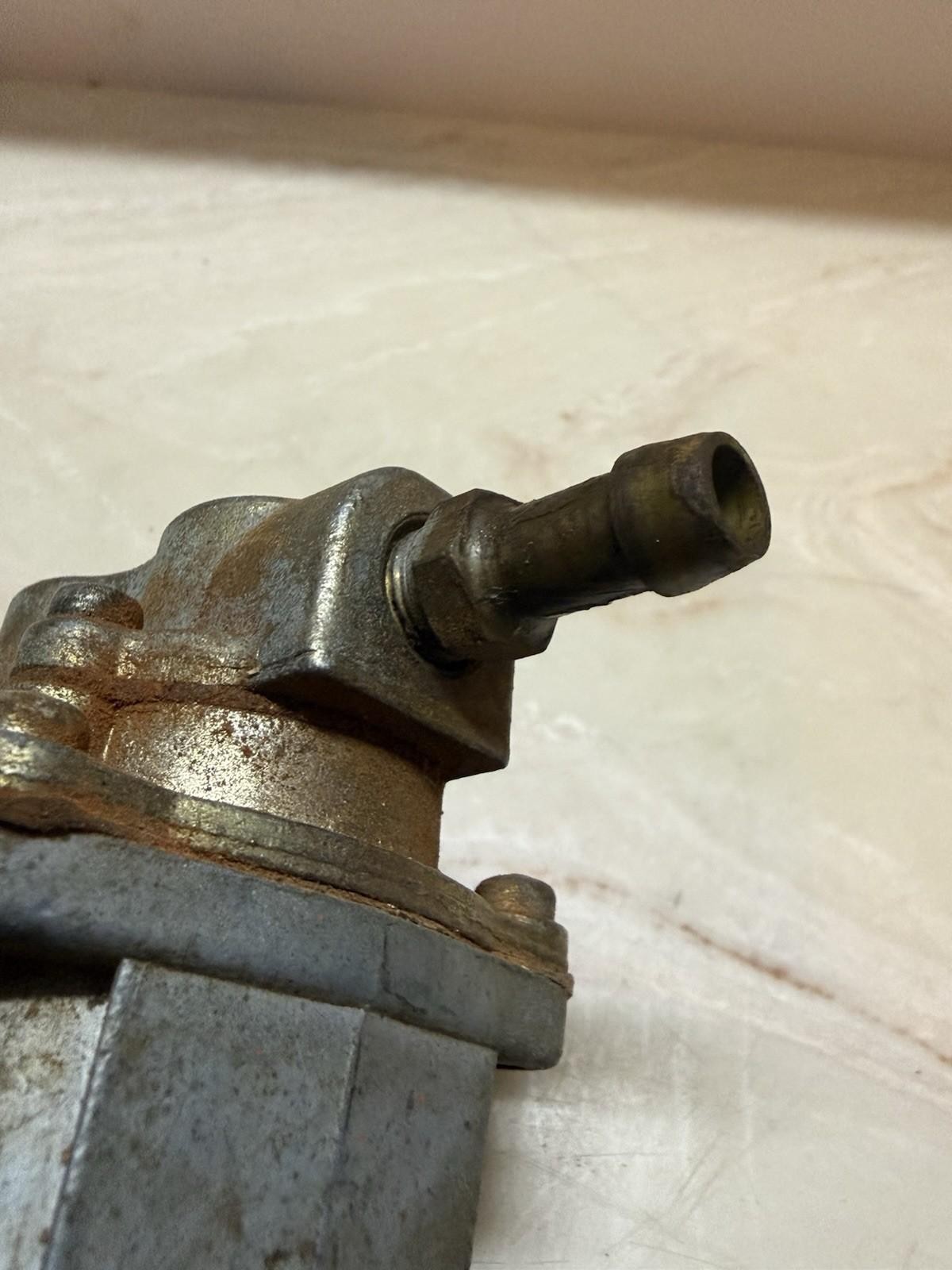 AC SPARK PLUG FUEL FILTER VTG 6-81 Model 12V-EP12