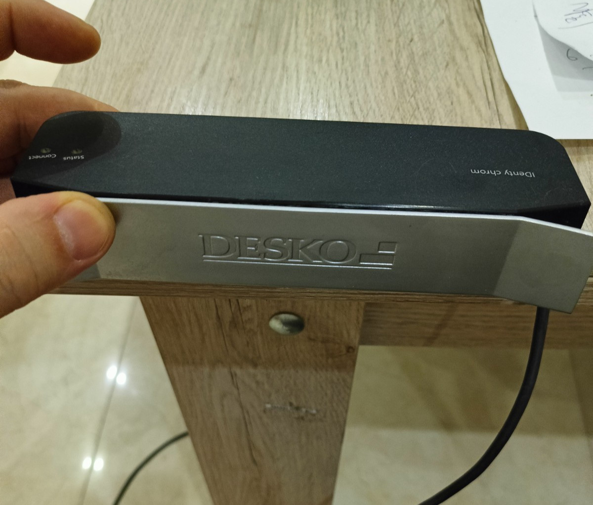 DESKO IDenty chrom 3001920 USB Passport ID Scanner OCR MSR IP54 Reader