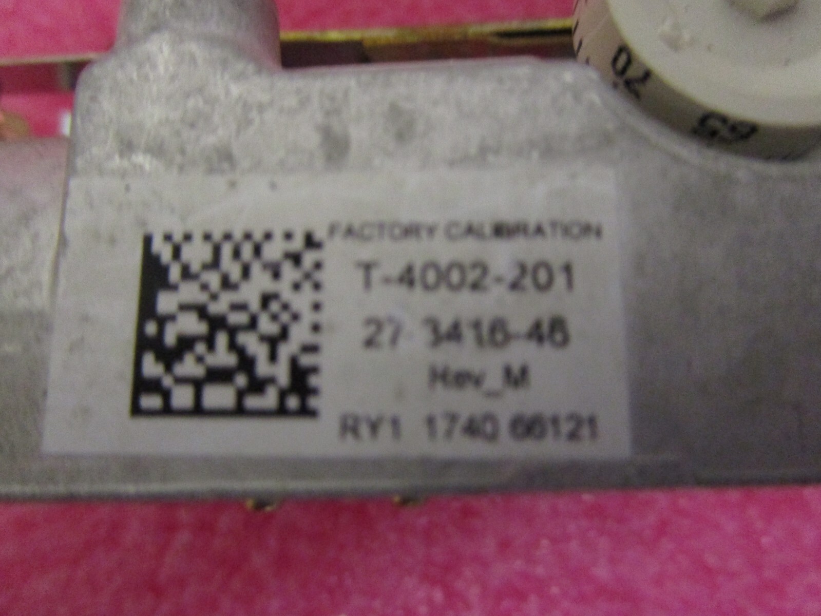 Johnson Controls T-4002-201 Thermostat