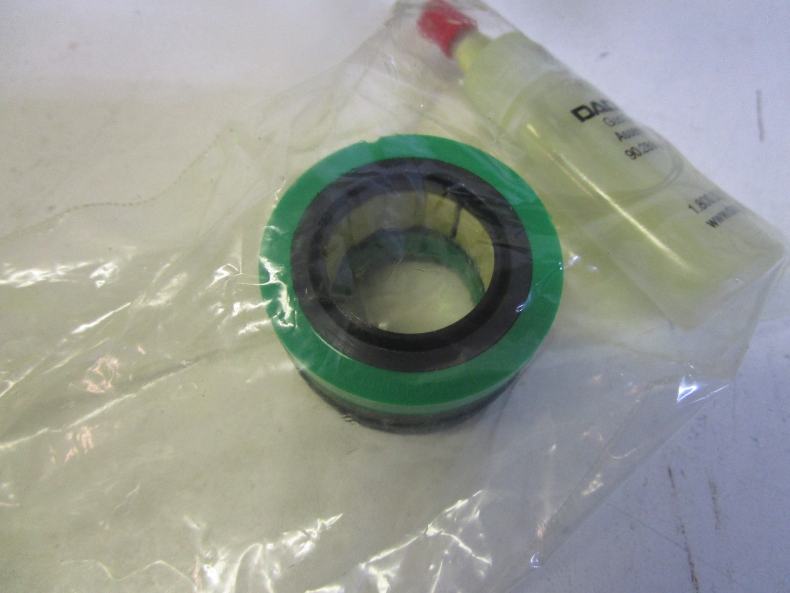 DADCO LJ.750 GAS SPRING REPAIR KIT NEW OPEN BOX FREE SHIPPING!!!!!!!!!!!!!