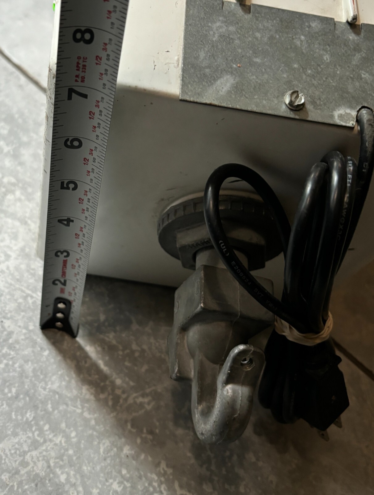Day-Brite Lighting HB0400SMT Fixture Fitting with HID AA16 Fixture Fitting
