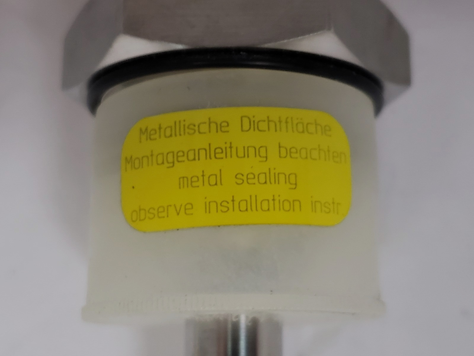 IFM ELECTRONIC SIS30ABBFPKG/US FLOW SWITCH 20-36 VDC 4 PIN (SI2000) NNB