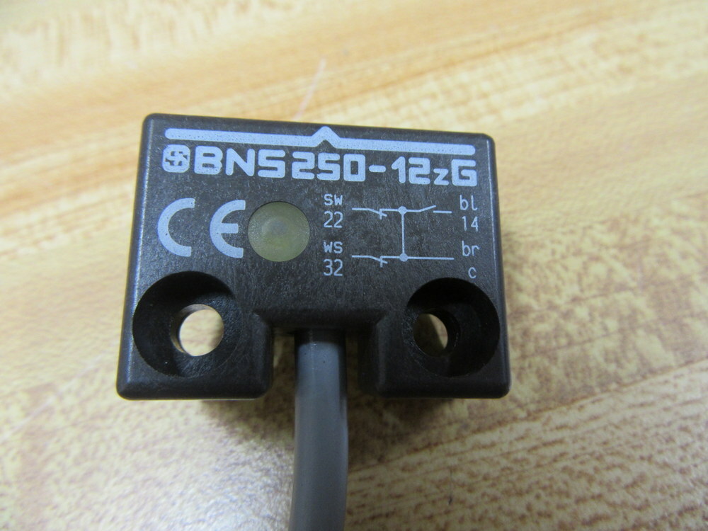 Schmersal BNS250-12zG Safety Sensor BN5250-12zG 3′ Cable