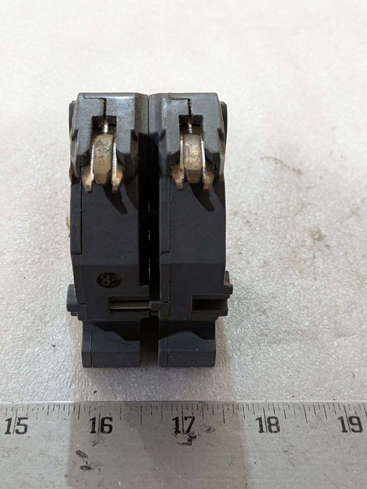 Federal Pacific UBIF240N Circuit Breaker 40A 120/240V 2-Pole Plug-In