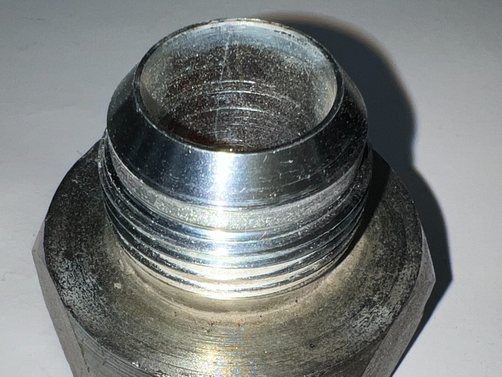 FUI CONVERSION ADAPTER FITTING STEEL SMA-16 FNPT X SMA-20 SAE-ORB