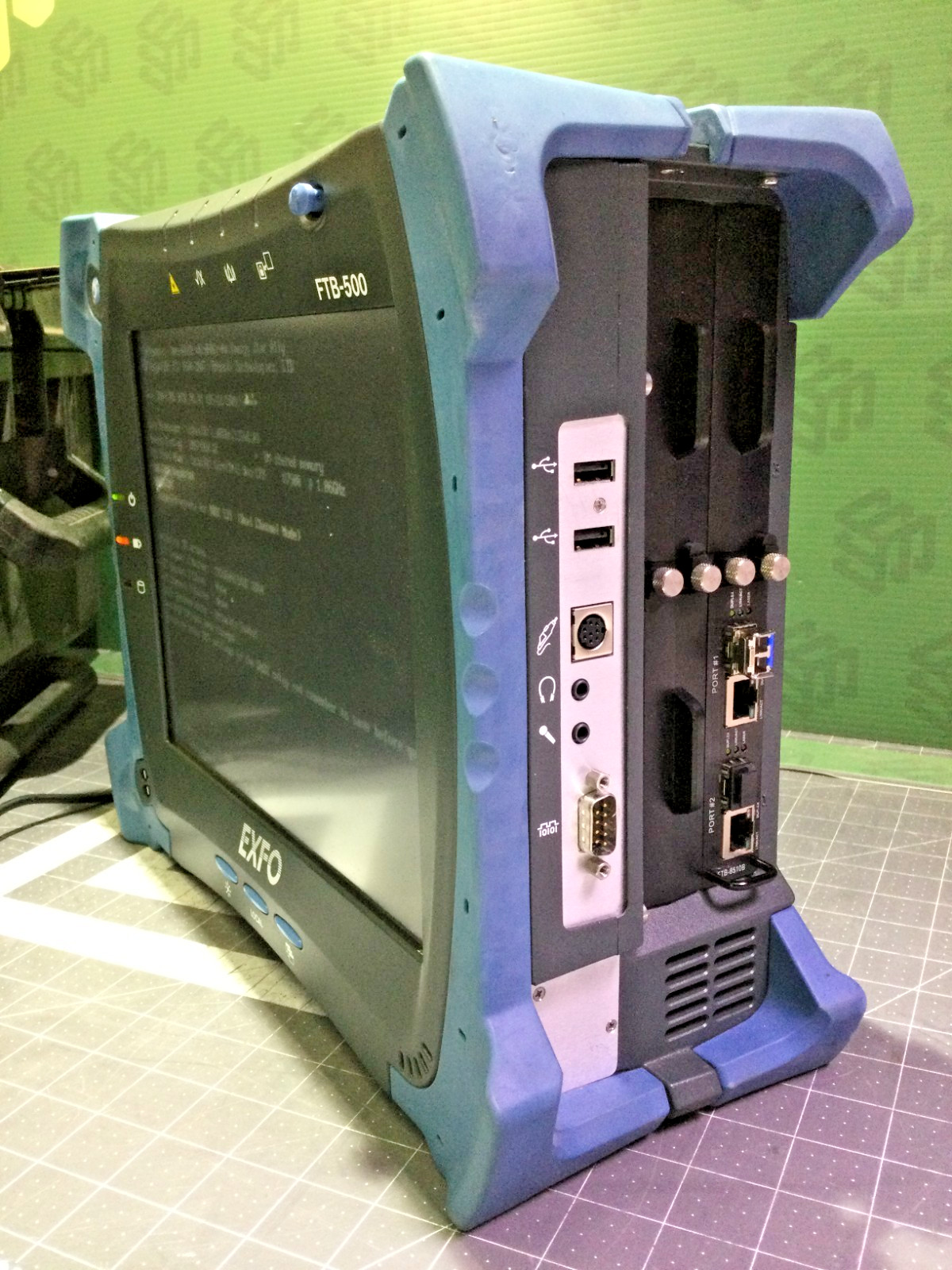 EXFO FTB-500-S1-QTR Portable Optical Network Test Platform w/ FTB-8510B Module