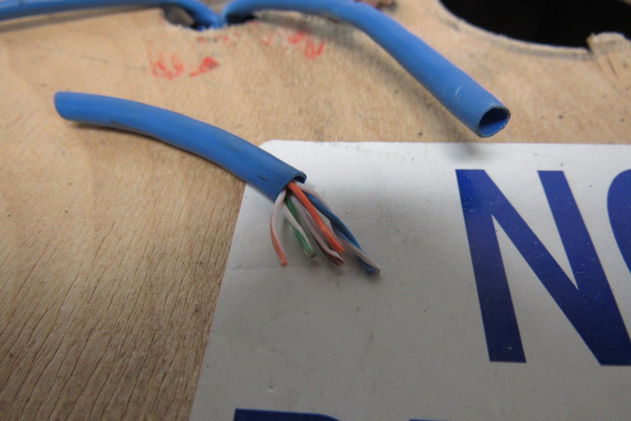 Mohawk M56167 MegaLan Cat 5E Cable Non Plenum Twisted Pair 24AWG ‘r 549’