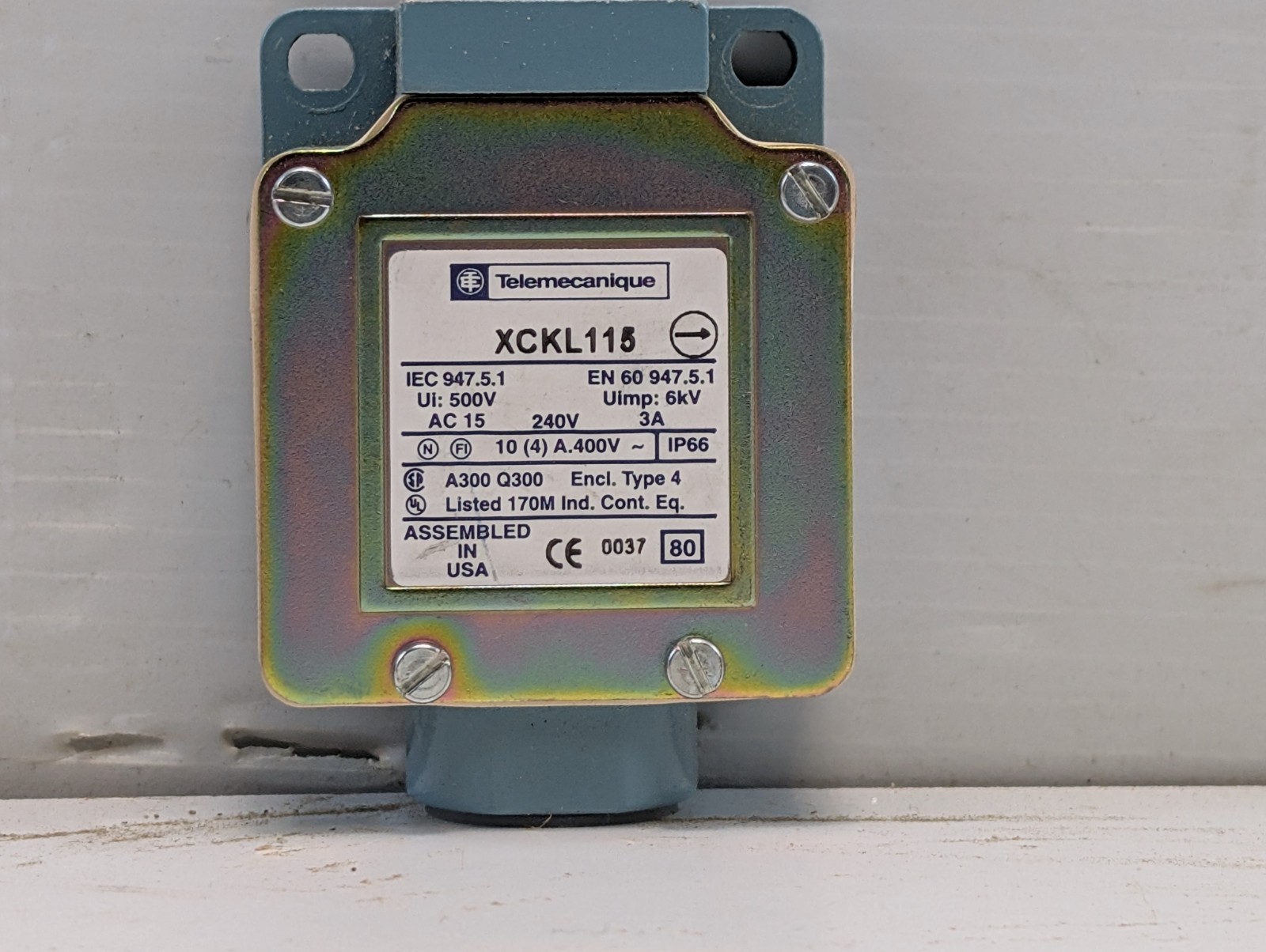 TELEMECANIQUE XCKL115 LIMIT SWITCH