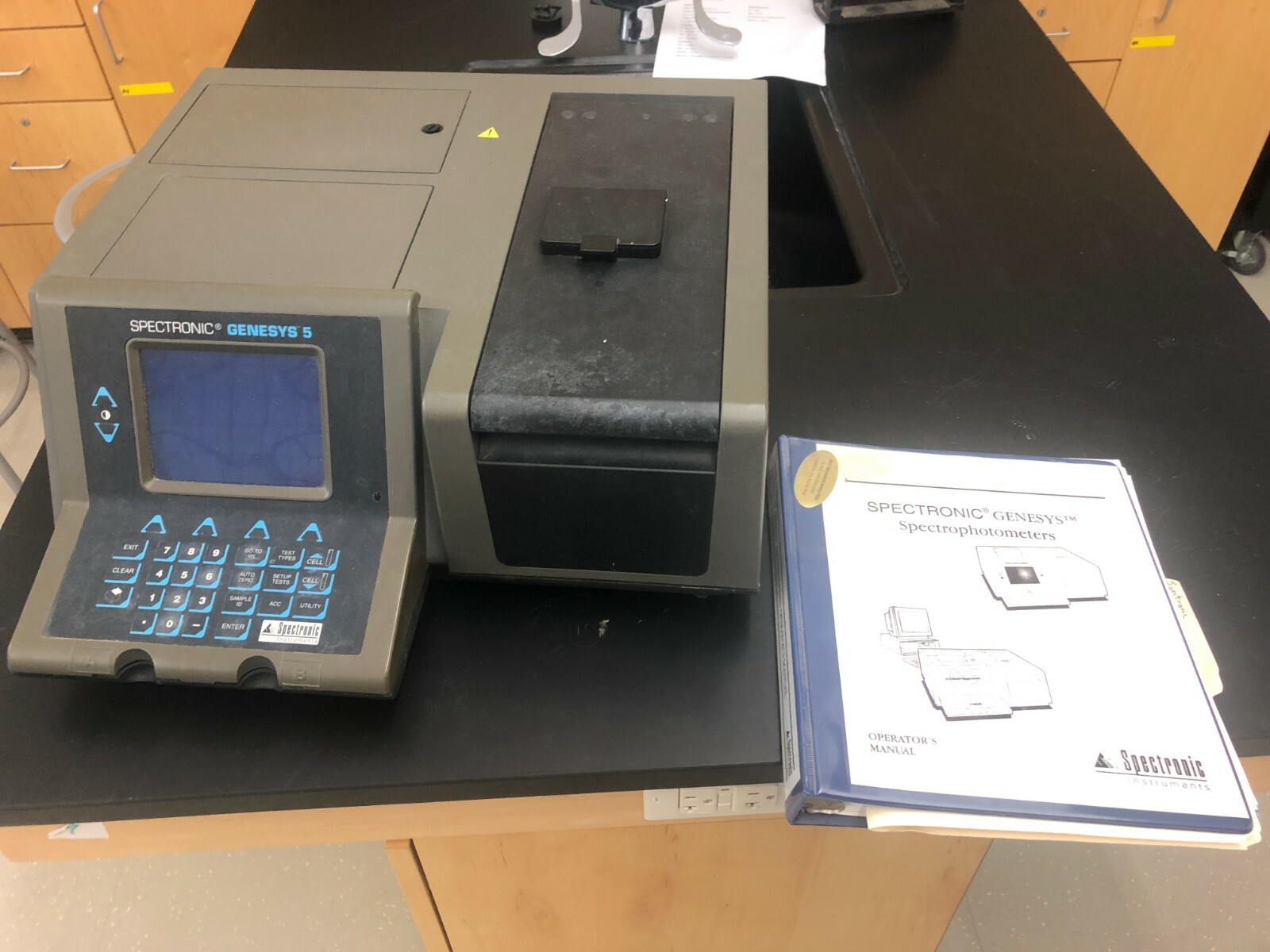 Thermo Spectronic Genesys 5 UV/Visible Spectrophotometer