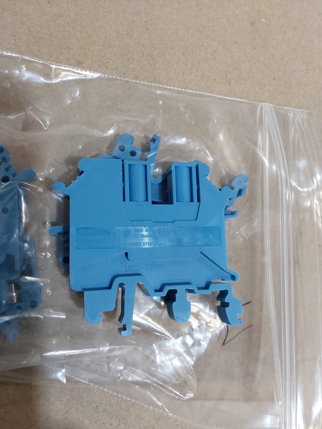 Phoenix Contact UK5-TWIN 1-Level Terminal Block 1923021 (Pack of 4)