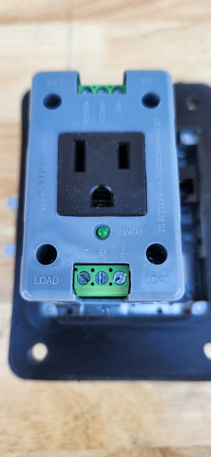 GracePort P-R2-K3RF0 Ethernet Panel Interface Connector 120VAC