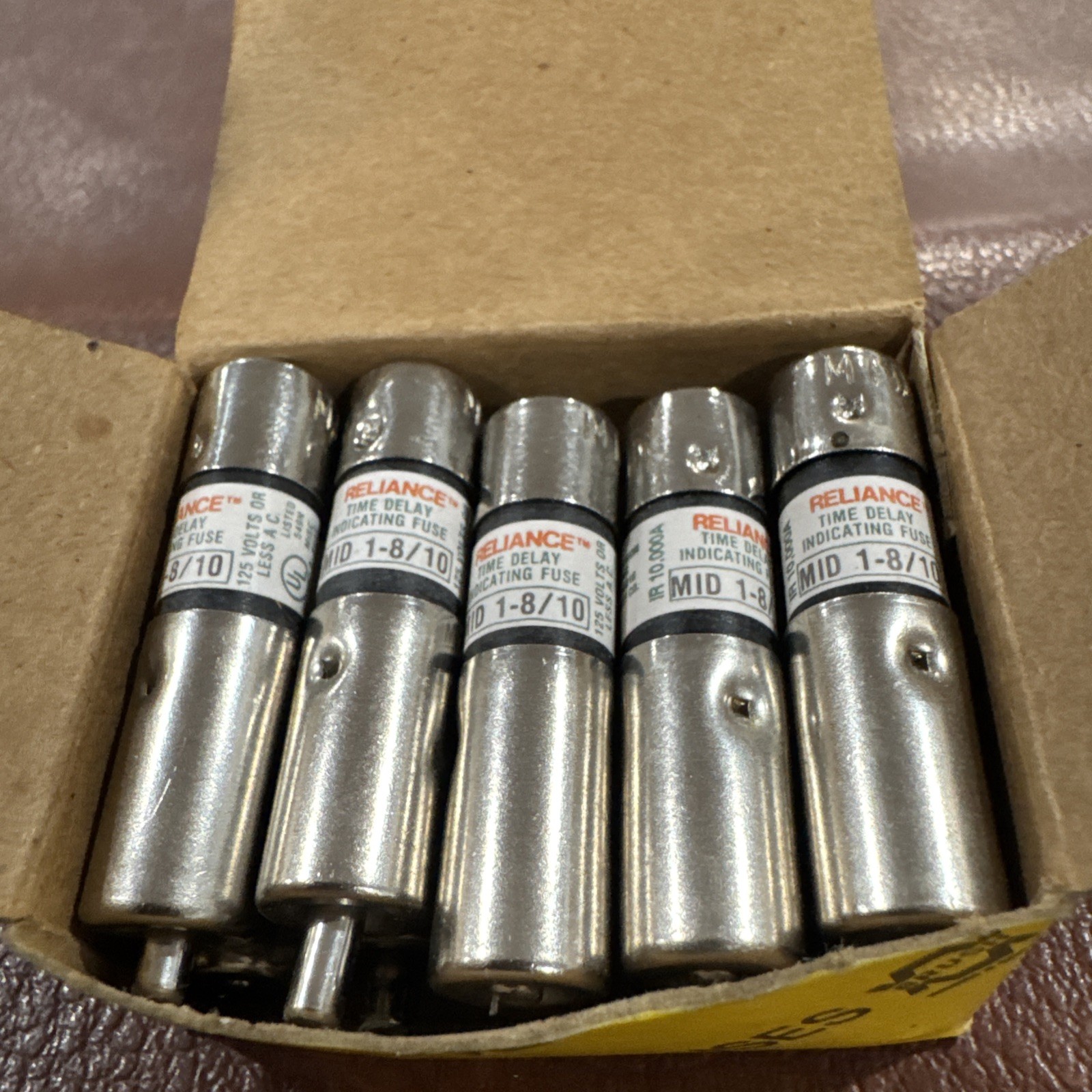 10x Fuses RELIANCE MID1-1/8 MIDGET TIME DELAY INDICATING FUSE 1-1/8A 250V