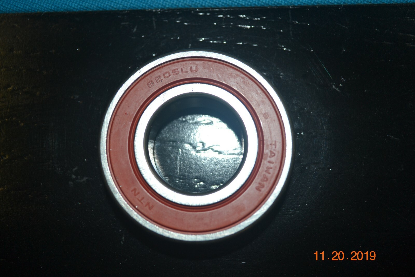 620SLU NTN Bearing 2″ OD 1″ ID & 1/2″ Thick