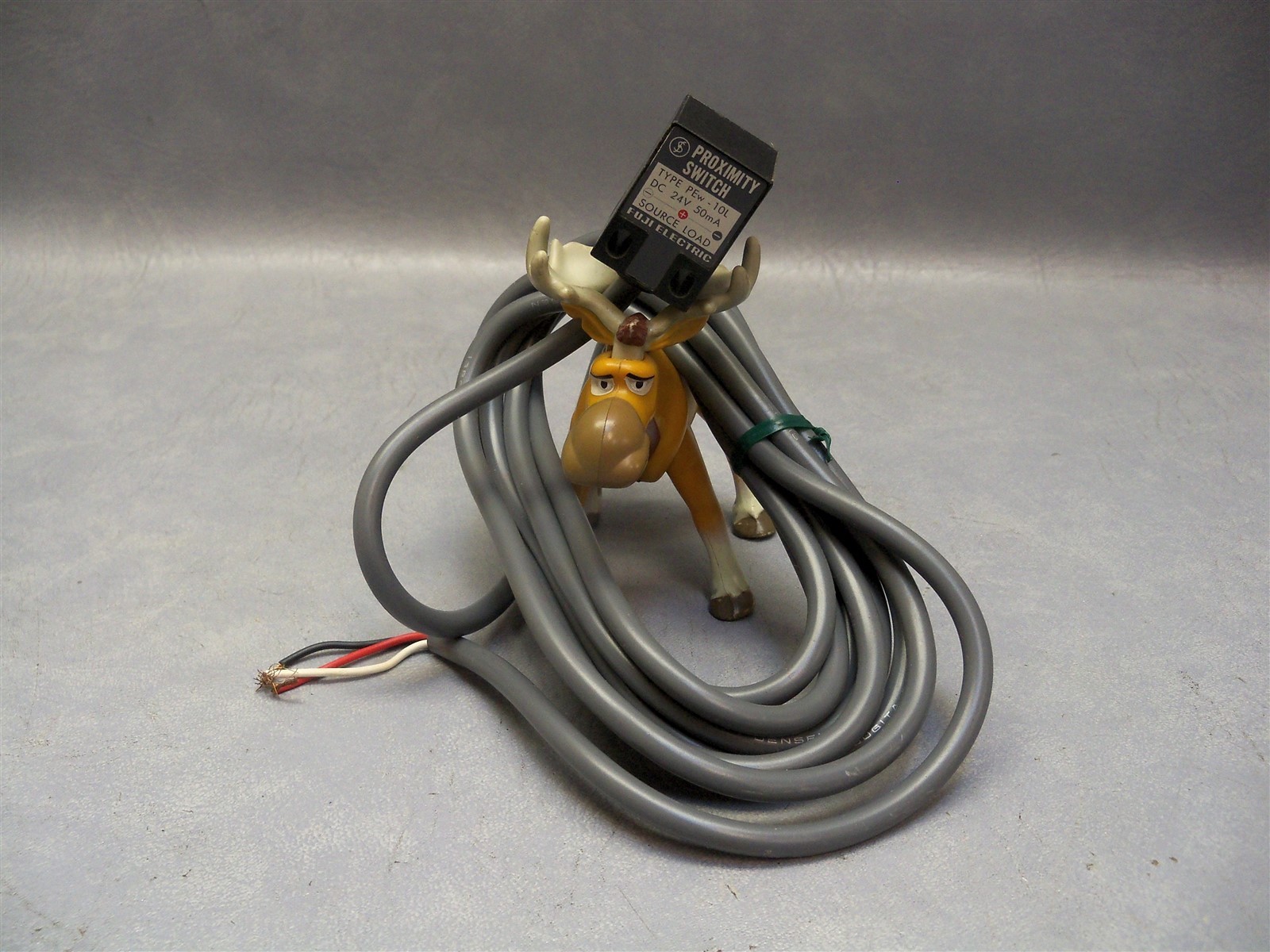 Proximity Switch Type PEw-10L Fuji ElectricDC 24V 50mA
