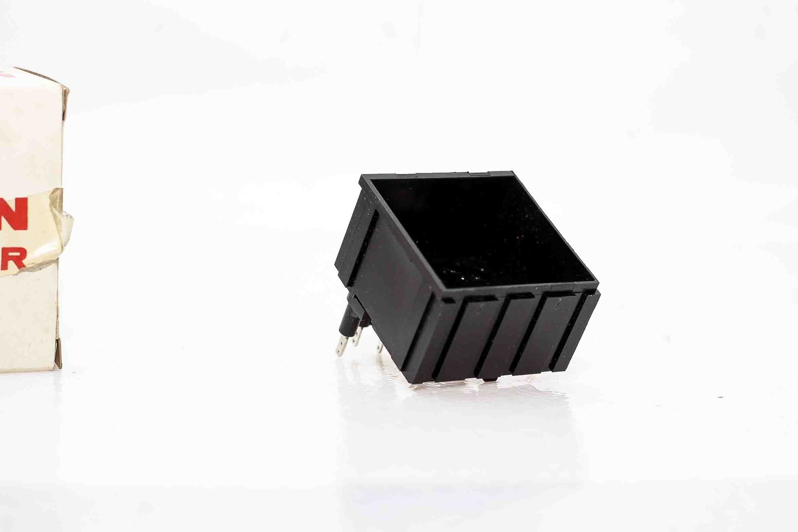 NEW IN BOX! HECON CORPORATION G1405422 SOCKET BOX (A478)