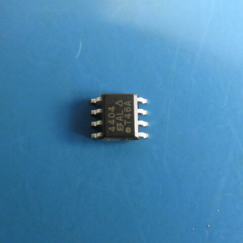VISHAY SI4404DY Qty of 30 per Lot TRANSISTOR,MOSFET,N-CHANNEL,30V V(BR)DSS,15A