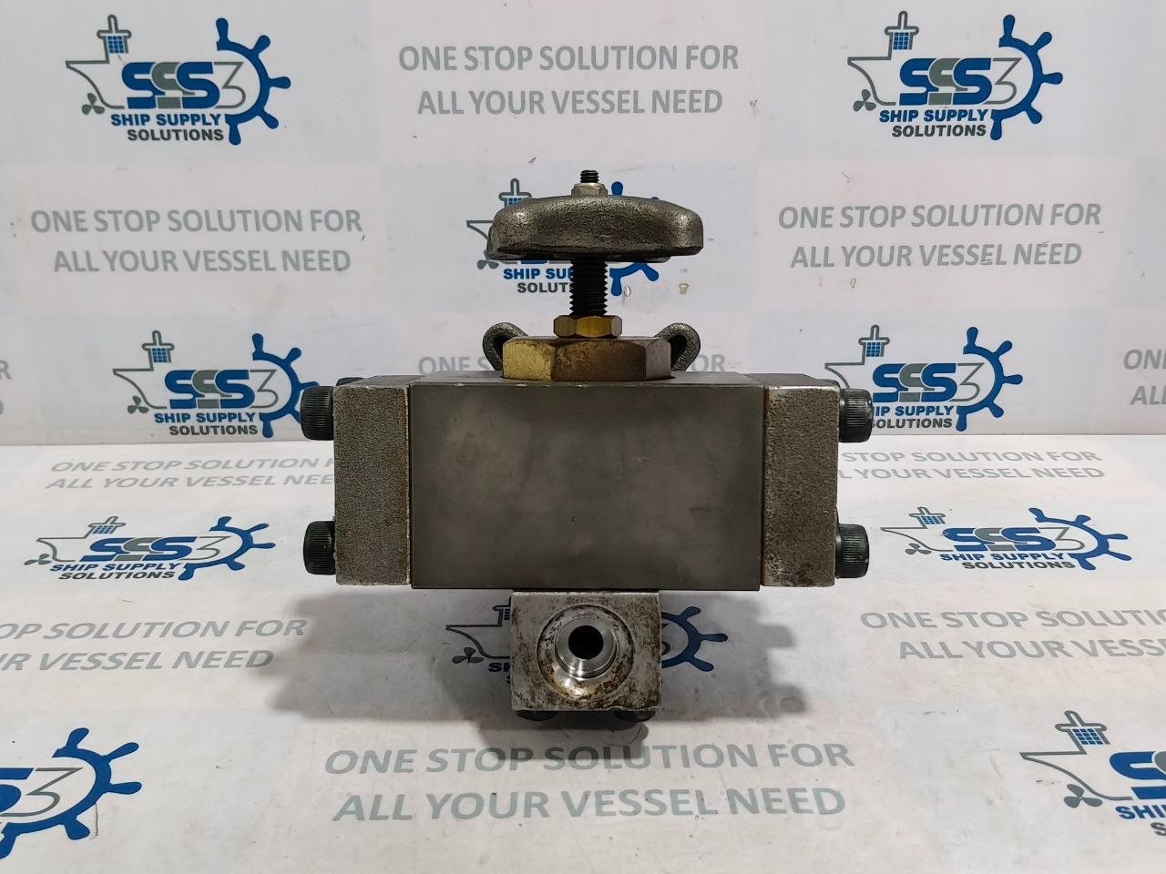 Hirose Valves HF-ACC-K-10X10-23 Hydraulic Valve Manifold Mount W/Handwheel