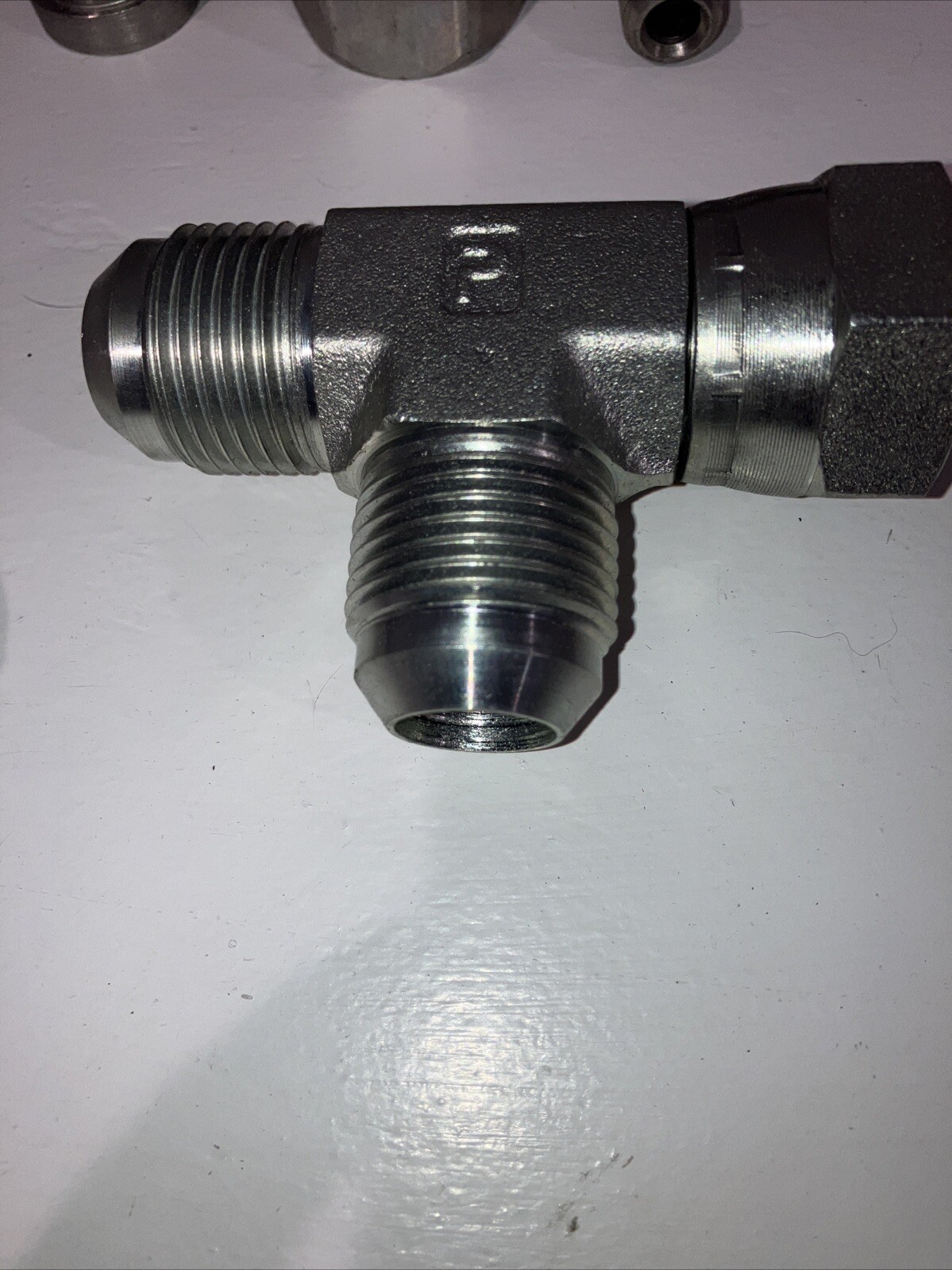 SMA-12, 1 -1/16 Metal Tee Parker Weight Sensor