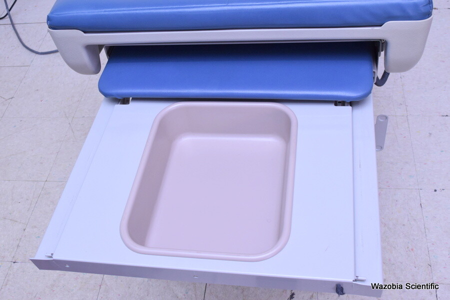 MIDMARK RITTER 405 LOW/HIGH EXAM TABLE