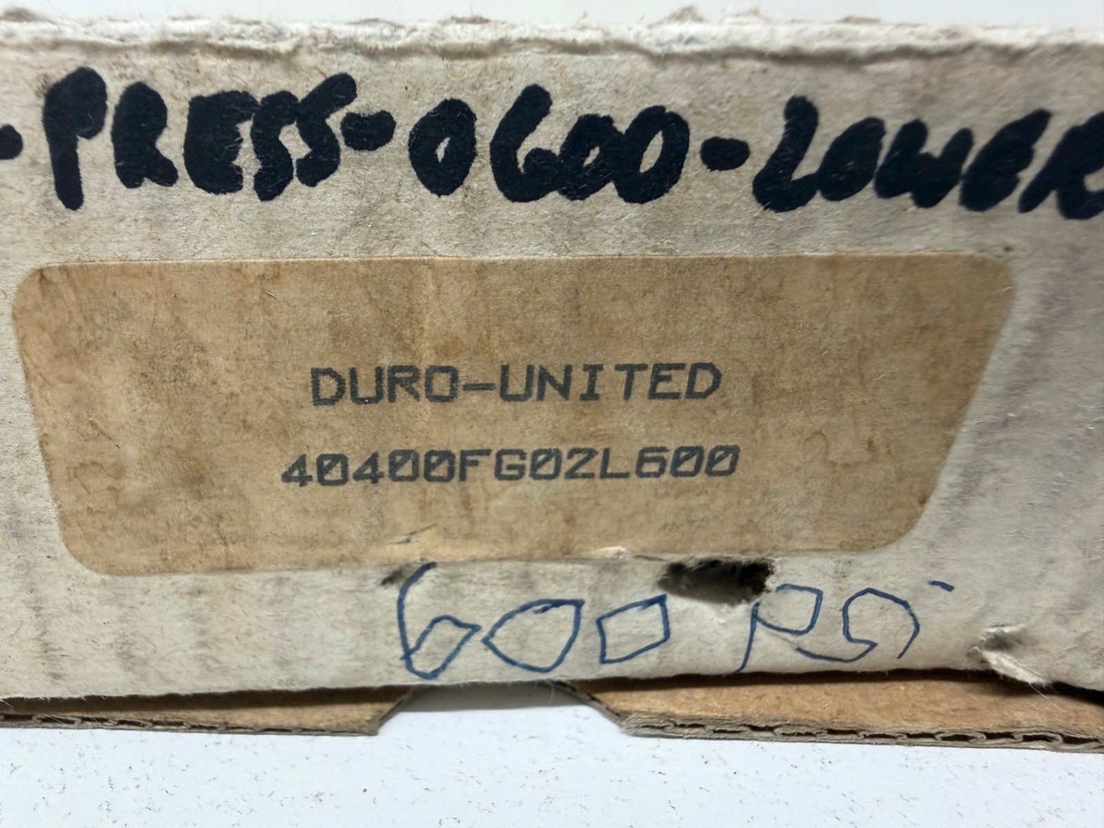 NEW IN BOX! DURO-UNITED 0-600PSI PRESSURE GAUGE 40400FG02L600