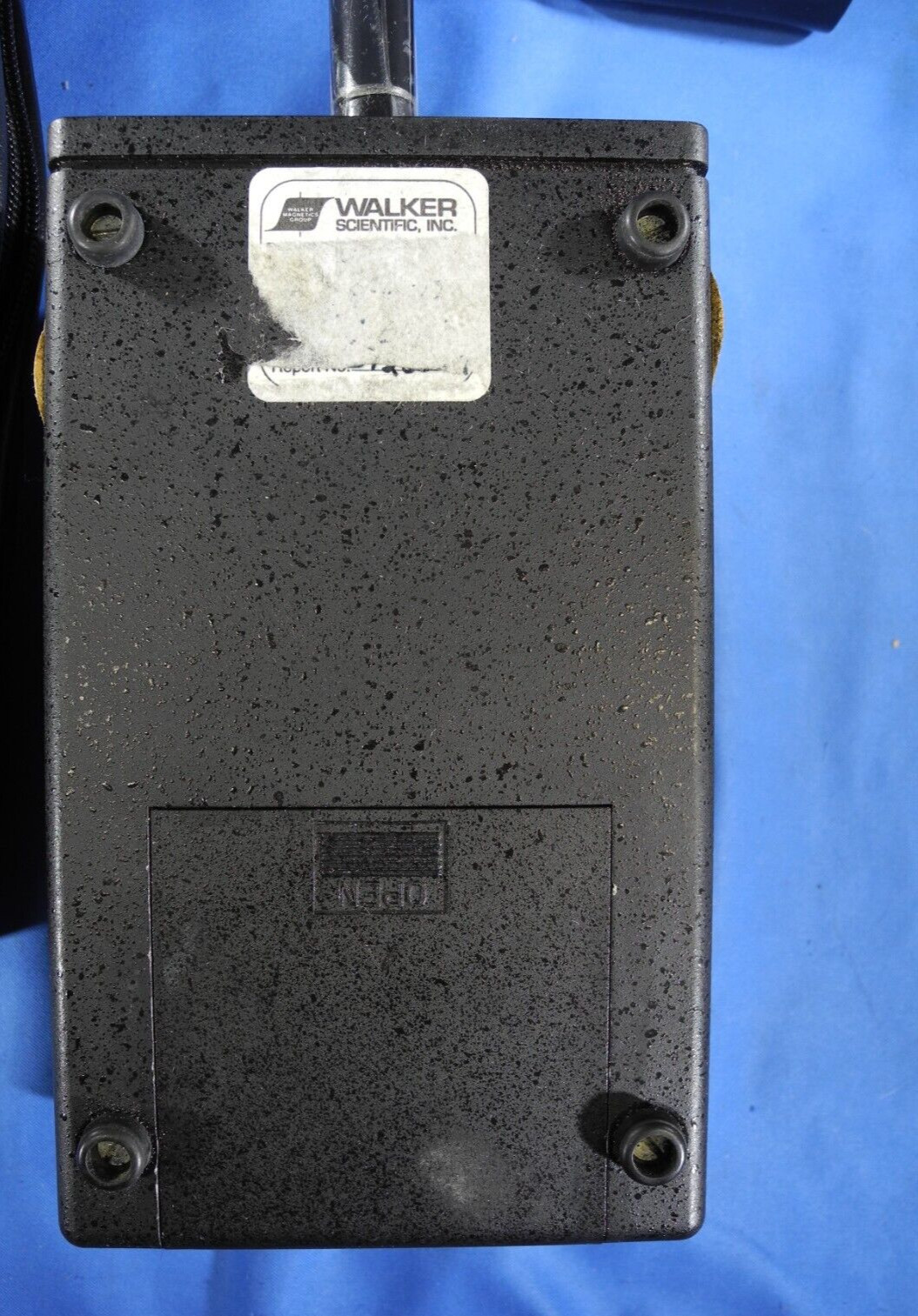 Walker Scientific MG-4D Portable Gaussmeter w Broken Probe MG-4D &ZG-1.