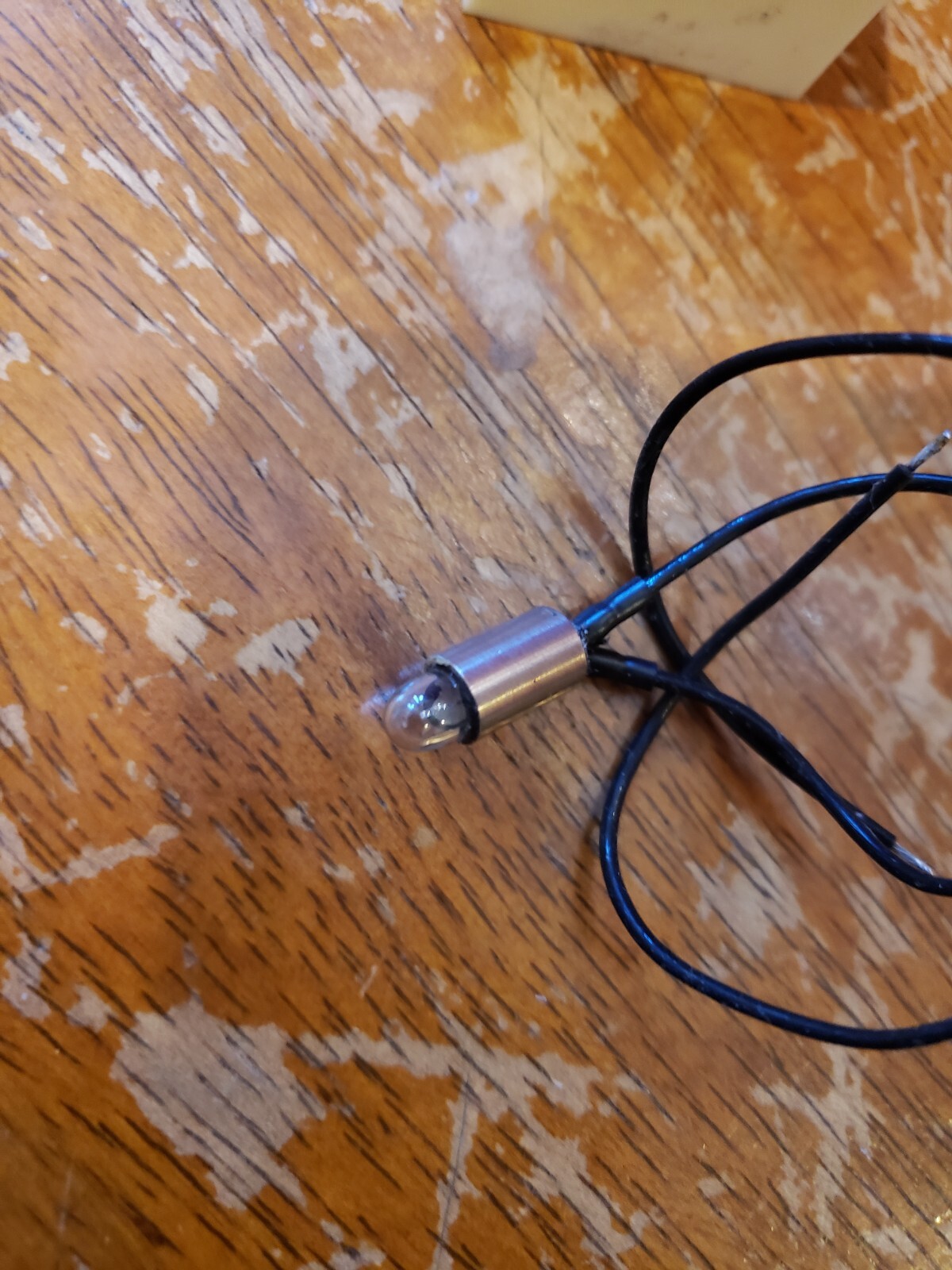 NEW Old Stock Miniature Lamp for Hach Dr. Lange REFO Glossmeters 2 leads light +
