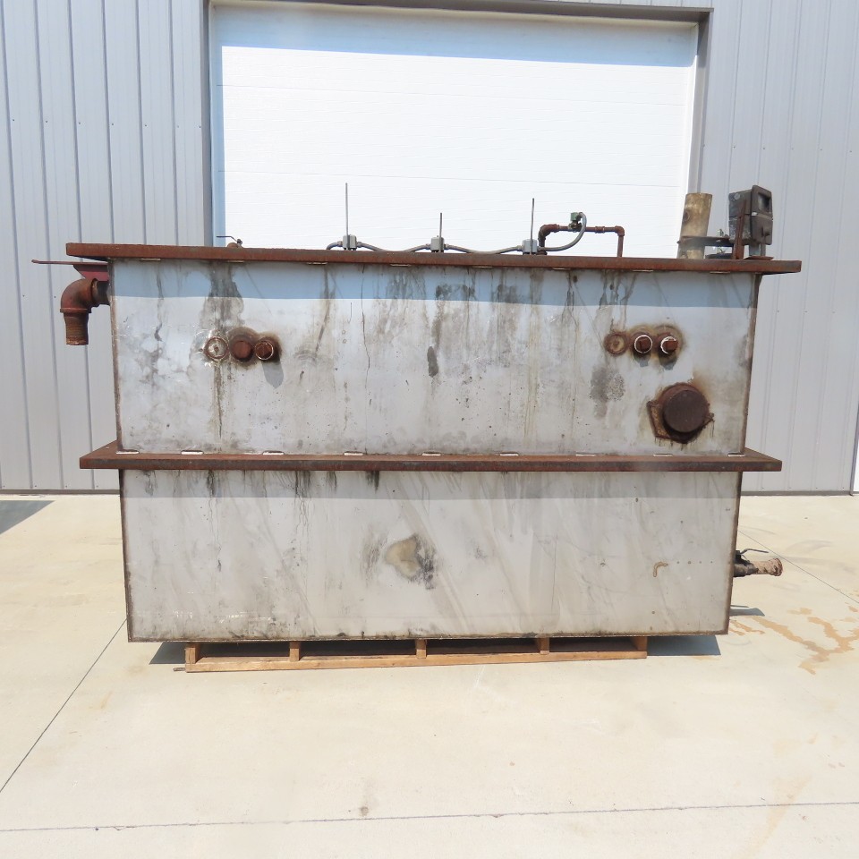 1000 Gallon Open Top Steel Waste Oil Recovery Storage Tank 96″ x 48″ x 96″H Tank